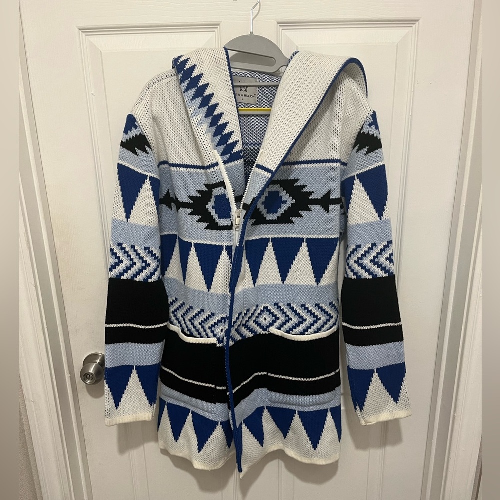 NWOT One in a Million Hooded Cardigan for Men  Aztec Size: L